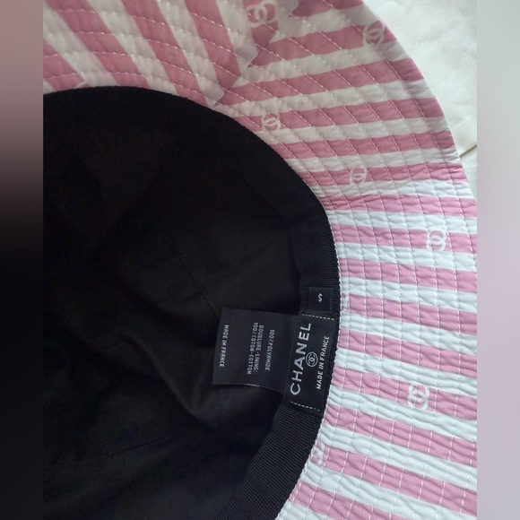 CHANEL Pink and White Striped Hat - Picture 4 of 4